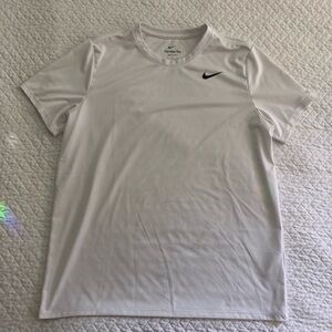 Size L Nike Dri-Fit Tshirt